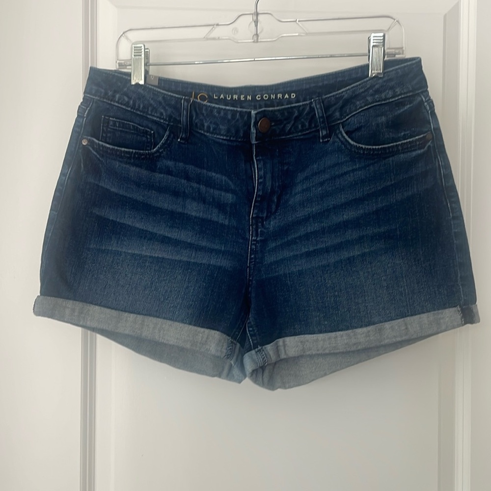 LC Lauren Conrad Women’s shorts size 12 Dark Wash